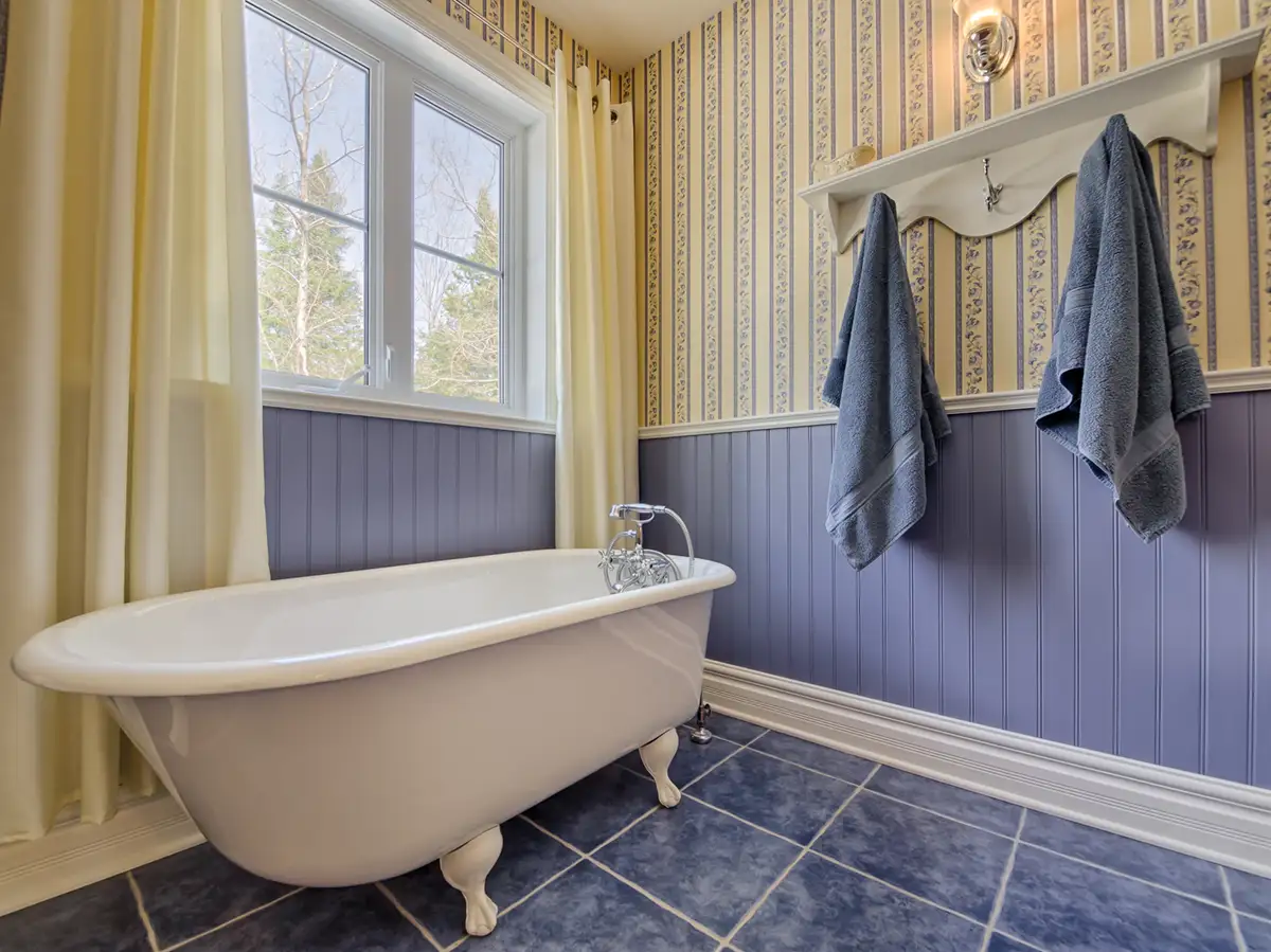 Custom bath and finish carpentry.